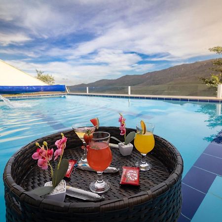 Ate 8 Hospedes, Linda Vista, Piscina, Salao De Jogos E Brinquedoteca 欧鲁普雷图 外观 照片